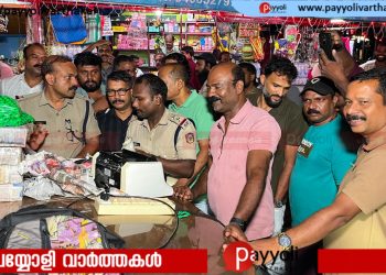 വടകരയിൽ കാറിൽ കടത്തുകയായിരുന്ന ഒരു കോടിയിലേറെ രൂപയുടെ കുഴൽപണവുമായി ജ്വല്ലറി ഉടമ പിടിയിലായി